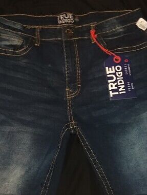 Indigo Slim Straight Men’s Jeans in Deep Blue with Contrast Stitching